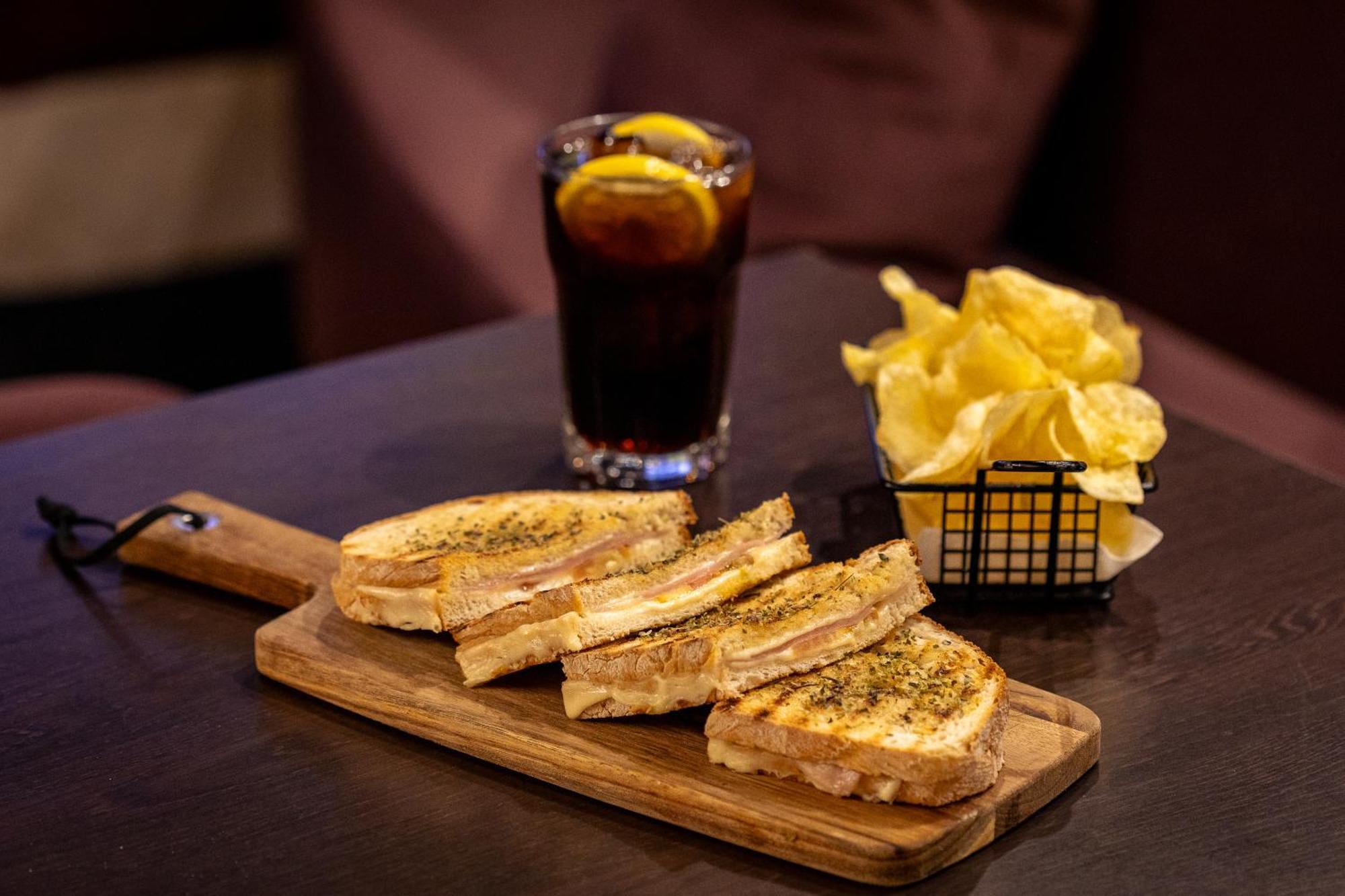 美国钻石酒店 Lisboa 外观 照片